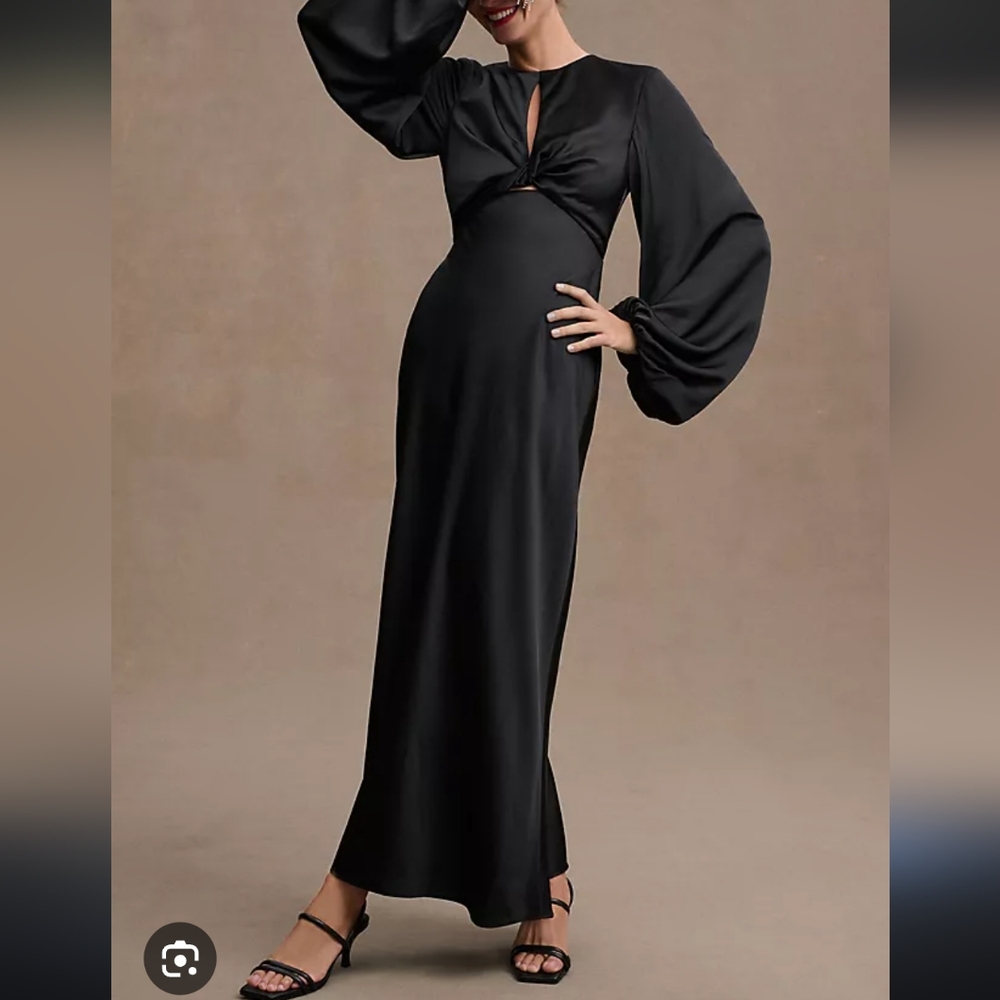 Chic Black Long Sleeve Maxi Dress